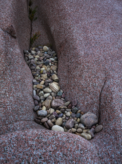 Pebbles in a crack, Sweden