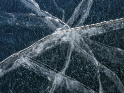 Cracks in ice, Sweden