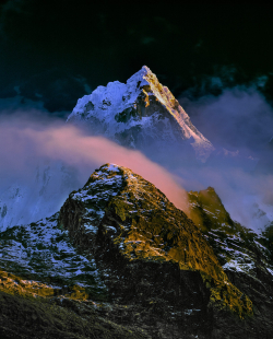 Mt Taullirasju, Peru