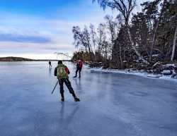 Long distance skating, Mälaren, Sweden